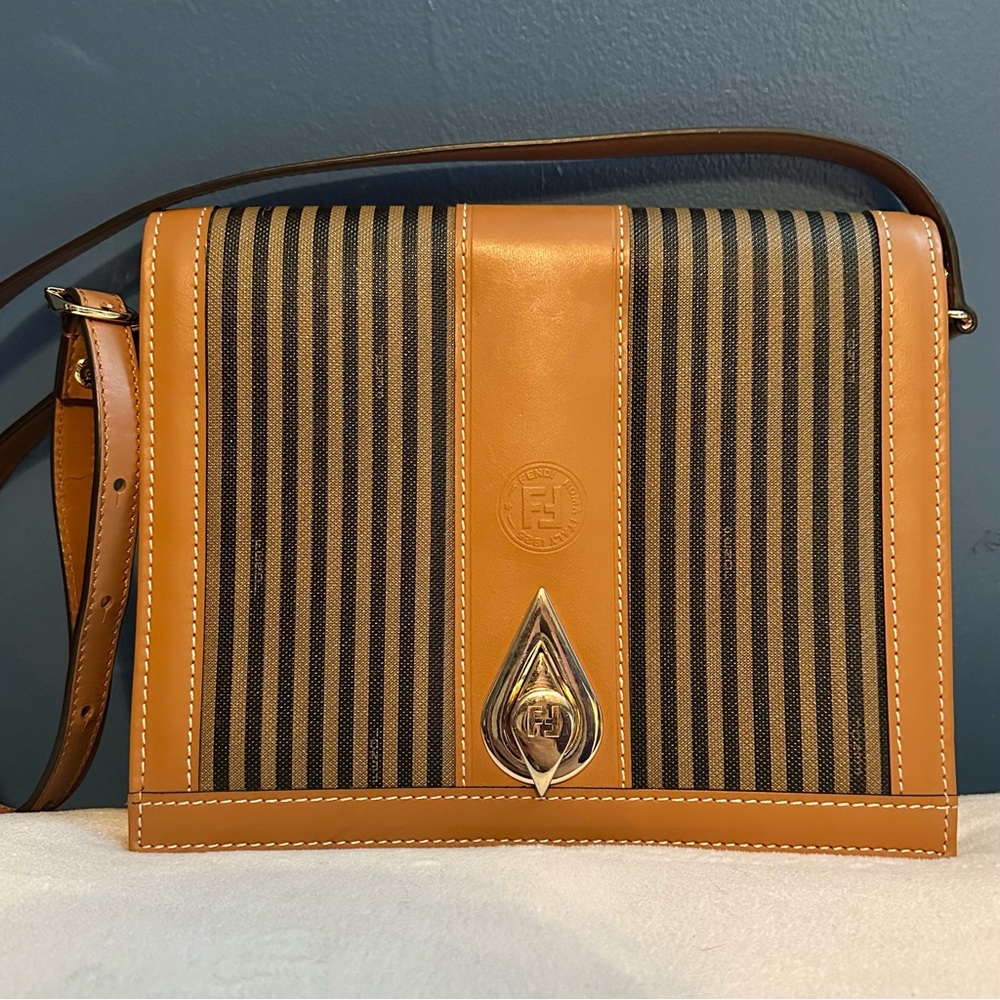 Vintage Fendi Pequin Stripe Flap Crossbody/ Shoulder Bag Purse tan black EUC - Picture 2 of 16